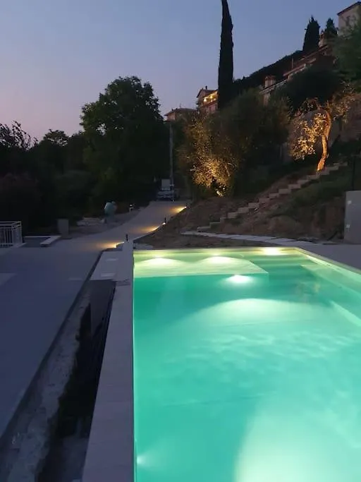 Apartamento Villa Malu - Apt Luisa Piscina E Vista Lago Torri Del Benaco Italia