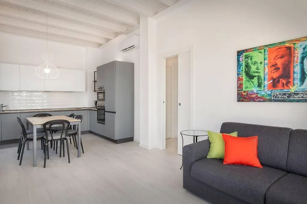 Apartamento Villa Malu - Apt Luisa Piscina E Vista Lago Torri Del Benaco