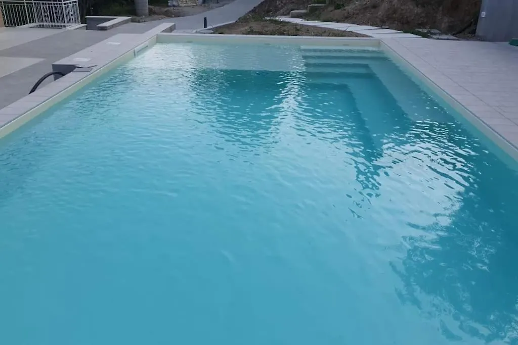 Villa Malu - Apt Luisa Piscina E Vista Lago Torri Del Benaco Apartamento